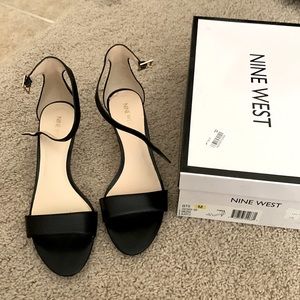Nine West kitten heels black 8.5